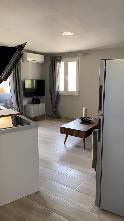 Apartment Novak Vir Buitenkant foto